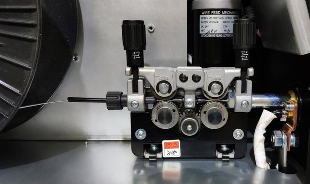 TRITON ALUMIG 350P Dpulse Synergic