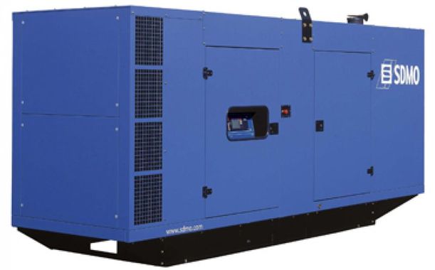 SDMO D550 в шумозащитном кожухе